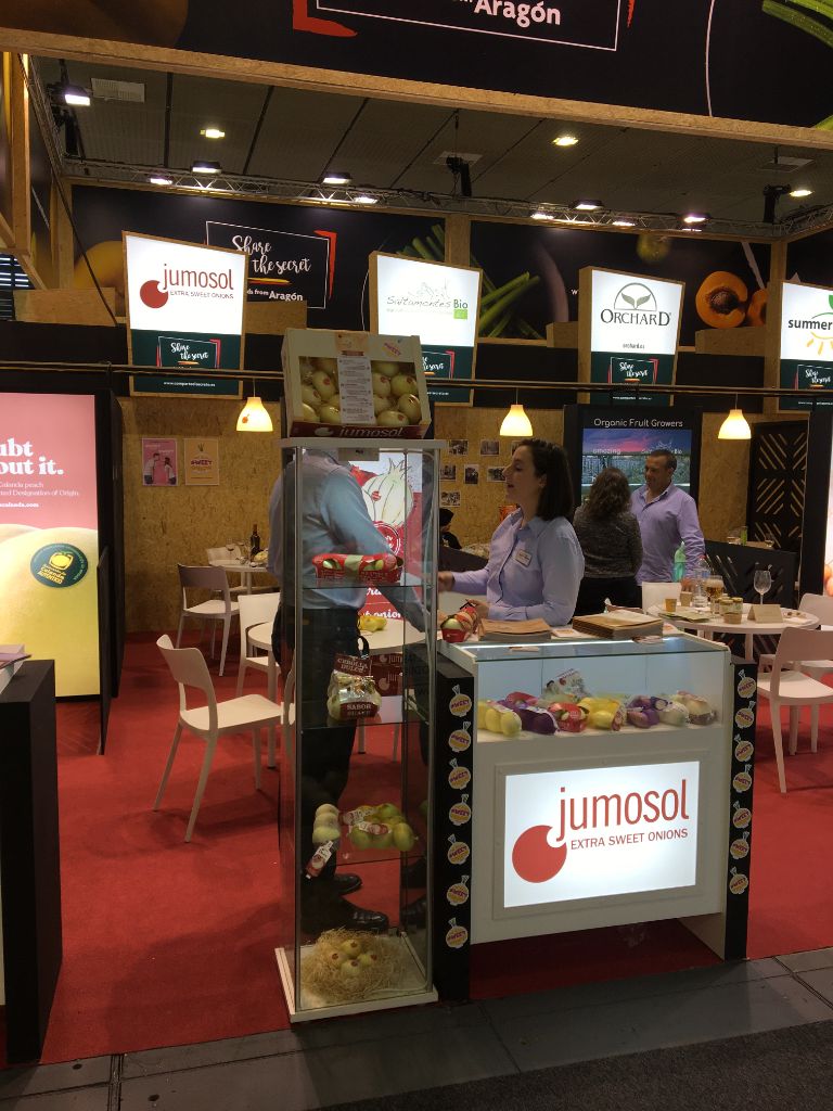 Jumosol en Fruit Logística Berlín: una cita anual desde 2003 4 Vista general del stand de Jumosol en el pabellón de Foods from Aragón de Fruit Logística